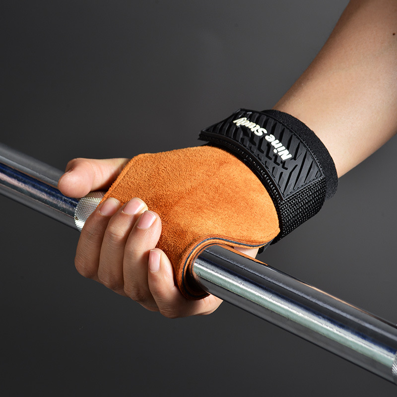 滑り止めの耐摩耗性フィットネスグローブ、ウェイトリフティング - Crossfit Workout With Equipment のレビューと価格